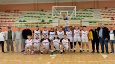 “الكاك باسكيط وسيدات الفريق: عندما تتوحد العائلة الرياضية القنيطرية لتحقيق الانتصار الكبير!”