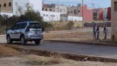 حادث مروع: شخص مختل عقلياً ينهي حياة متشرد بالصخيرات