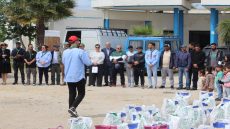 قافلة “امنح،تنمو” تصل إلى جماعة أقواس بريش :توزيع مساعدات وأنشطة ترفيهية لفائدة الأطفال