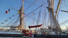 السفينة الفرنسية BELEM ترسو بميناء طنجة المدينة في محطة رمزية تحمل عبق التاريخ وروح البحر