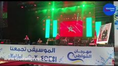 المضيق تفتتح موسم مهرجان الشواطئ بعرض فني جمع بين الأصالة والمعاصرة