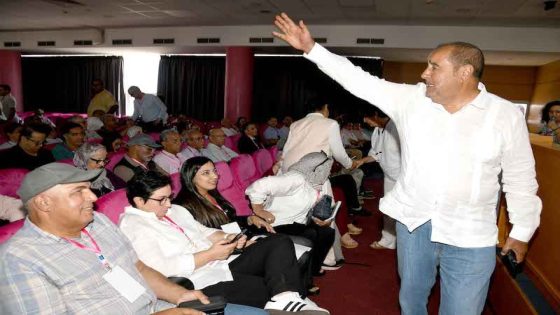 “الاتحاد الاشتراكي” يربط مصير لشكر بـ”المصلحة الفضلى” ويطالب بملكية برلمانية