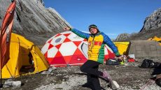 هند زمامة تصعد على “هرم كارسنتز”