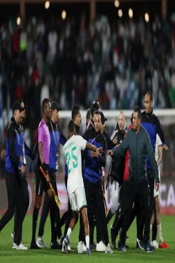 الجامعة الملكية المغربية لكرة القدم تستأنف قرارات لجنة الانضباط التابعة لـ“الكاف”