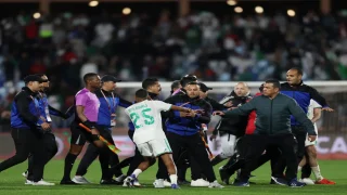 الجامعة الملكية المغربية لكرة القدم تستأنف قرارات لجنة الانضباط التابعة لـ“الكاف”